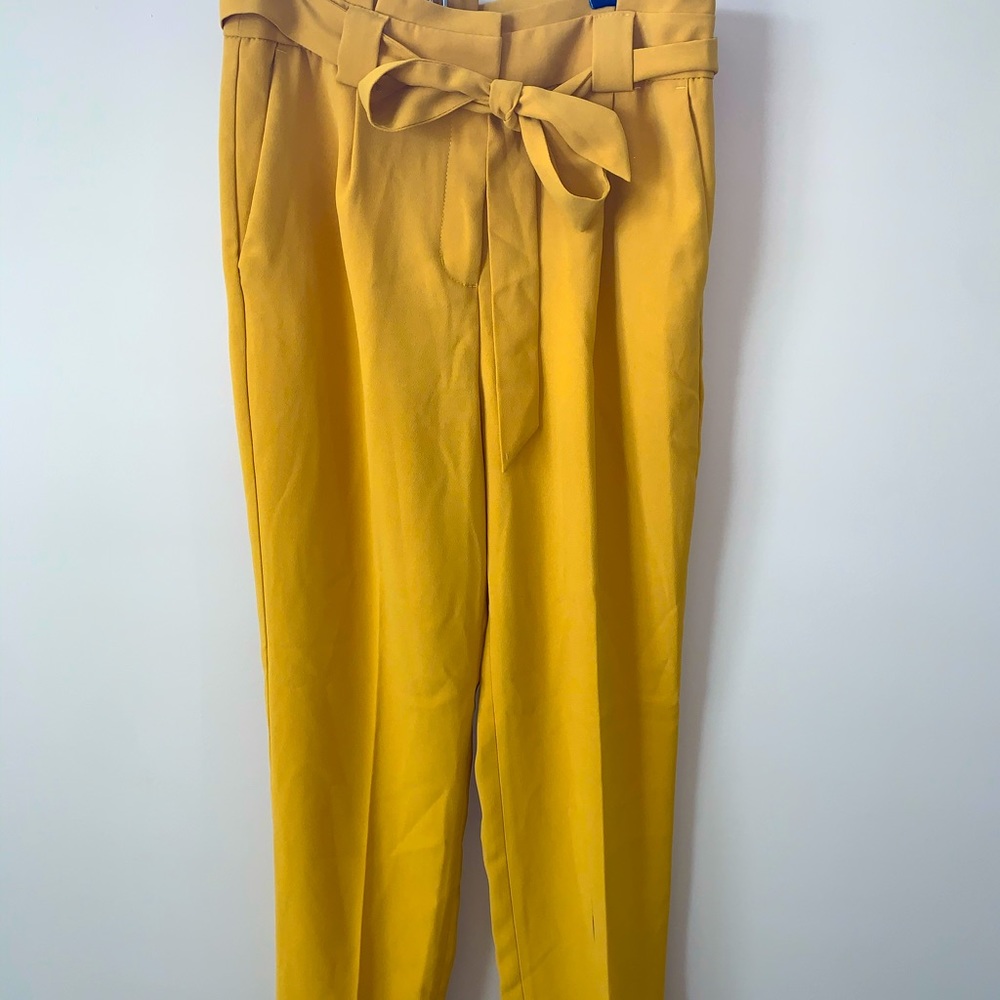 High waisted, paperbag, dress pant!